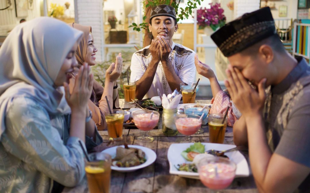 Pastikan Bisnis F&B Anda Lancar Selama Bulan Ramadan